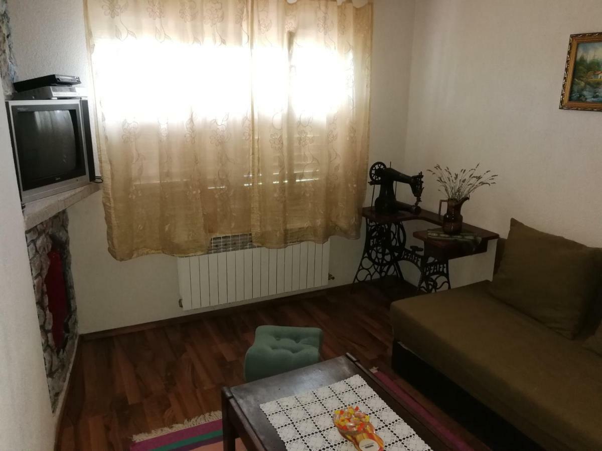 Apartment Nono Anton Кральевица Экстерьер фото